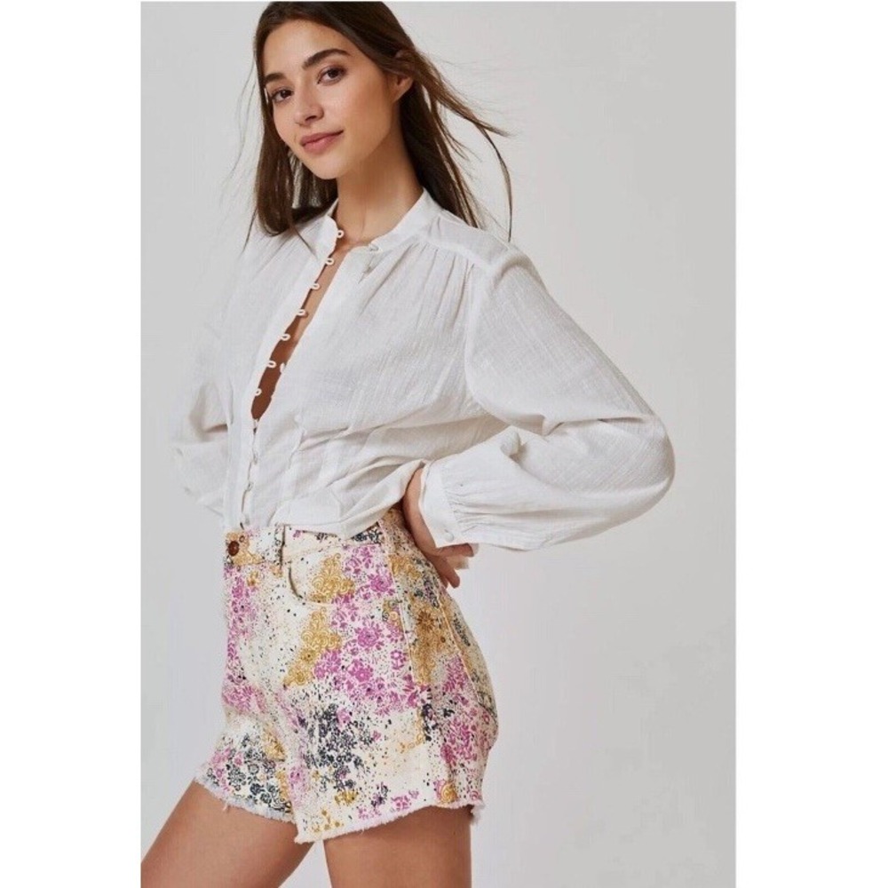 Anthropologie Pilcro Denim Floral High‎ Rise Scrunchie Shorts Size Medium